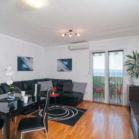 Apartments Beverly Omiš Kültér fotó